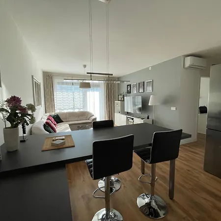 E1 Oldtown Luxury *