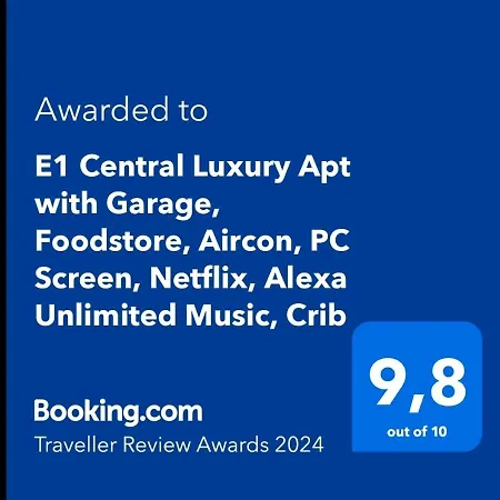 Apartamento E1 Luxury Oldtown - 2x Parking, Foodstore, Pcscreen, Netflix, Unlimited Music, Crib, Babychair, Fastwifi, Aircon *